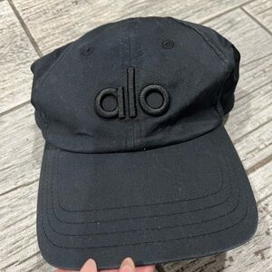 ALO Yoga Black hat